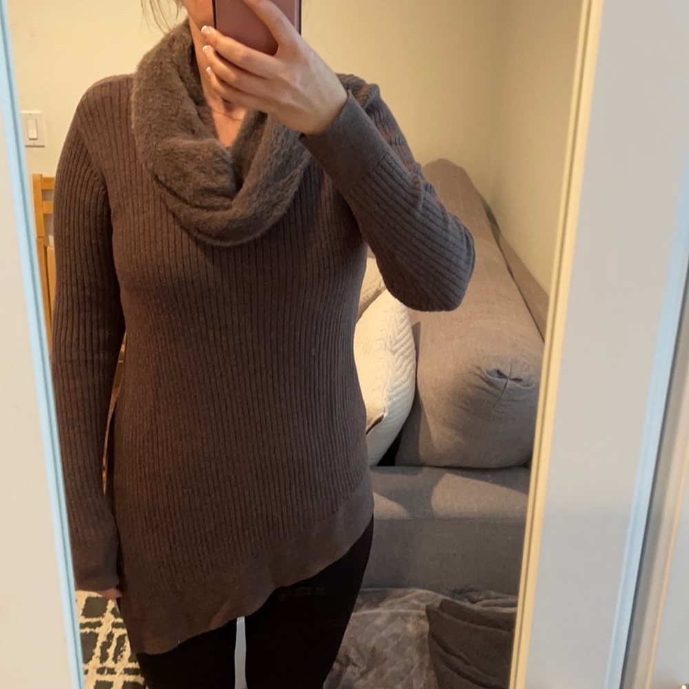 Faux fur detachable brown long sleeve Apt. 9
